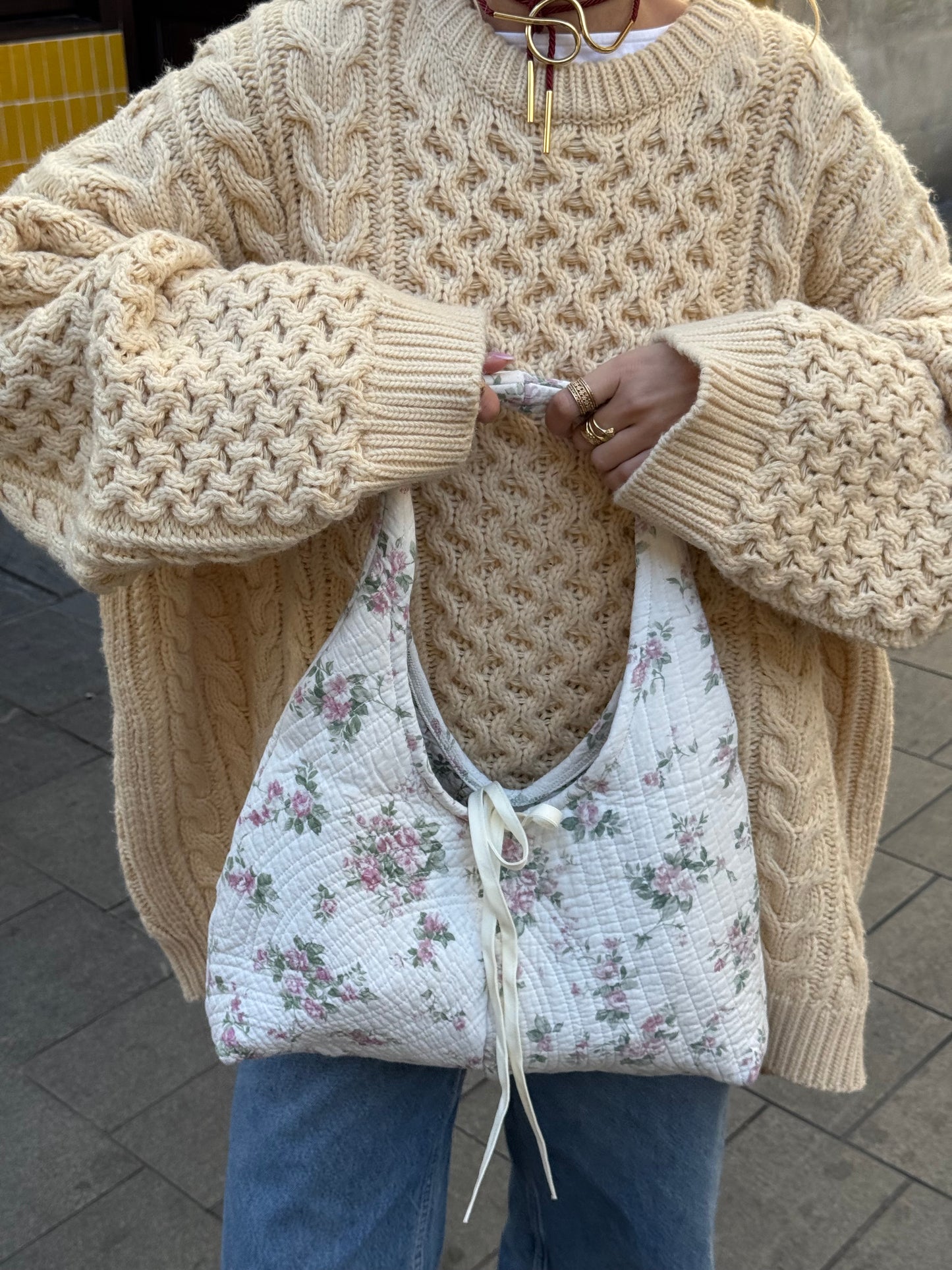 Sac upcyclé matelassé blanc à fleurs