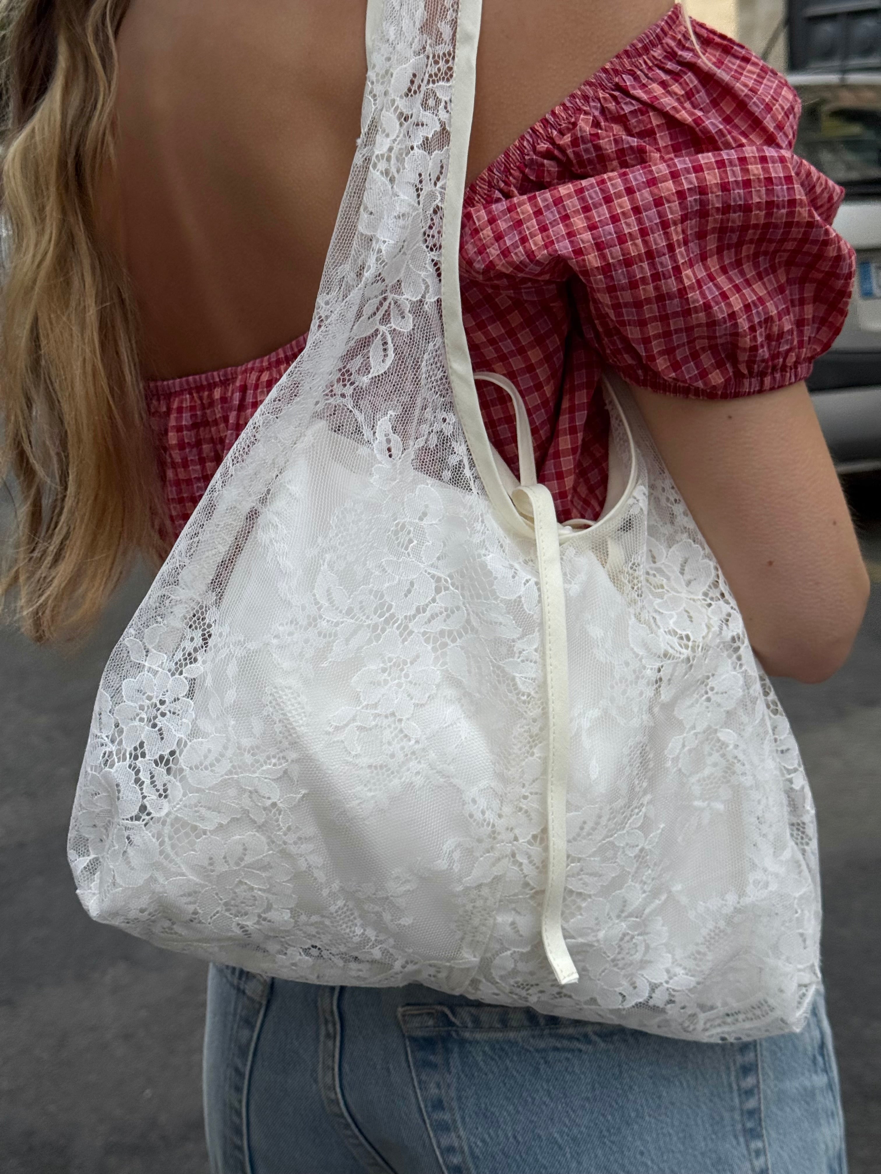 Sac en dentelle