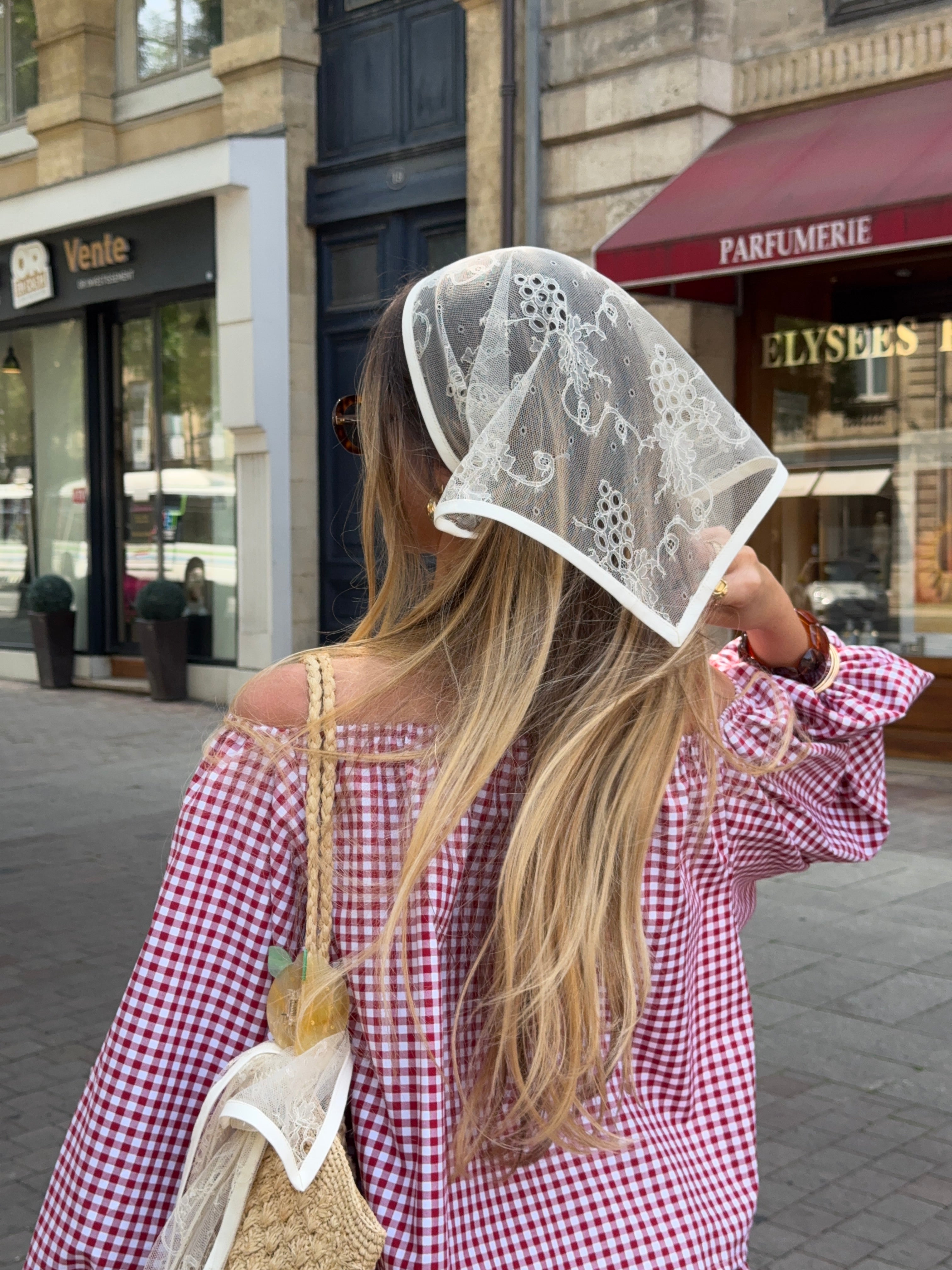 Foulard dentelle écrue