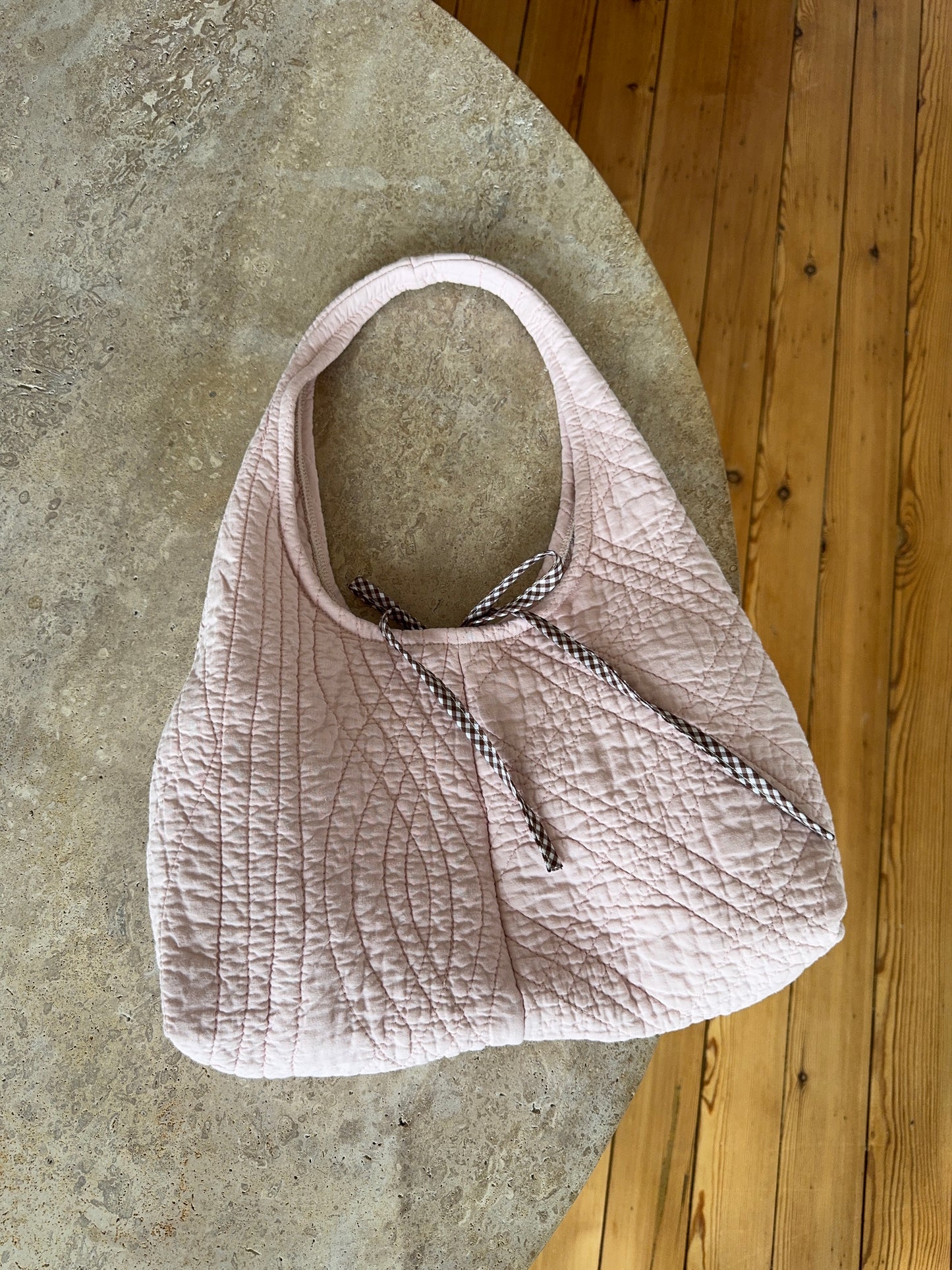 Sac upcyclé matelassé rose