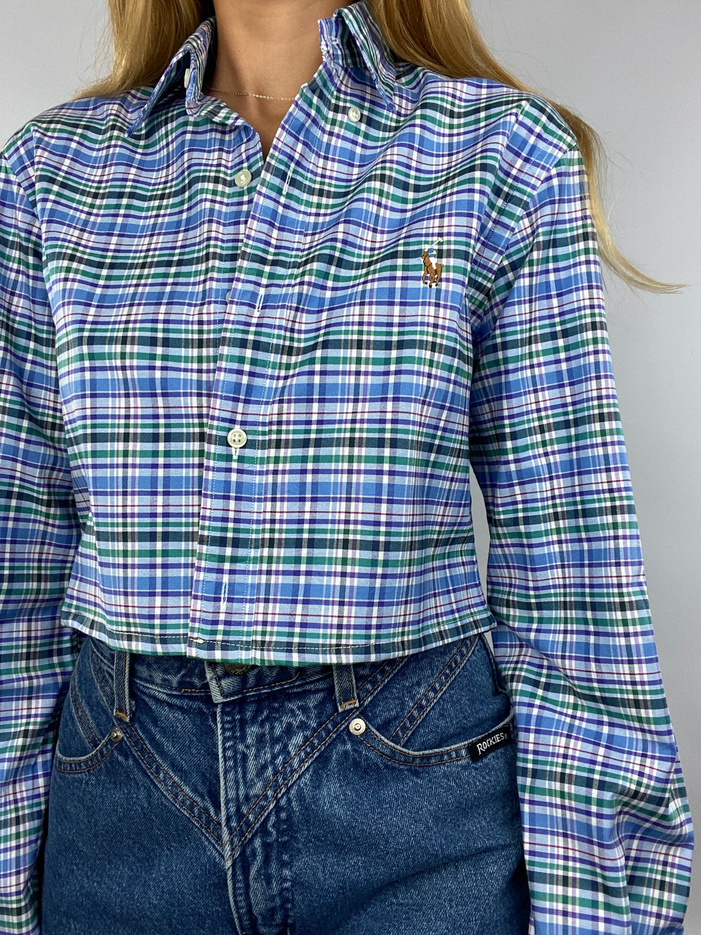 Chemise upcyclée dos nu V à carreaux