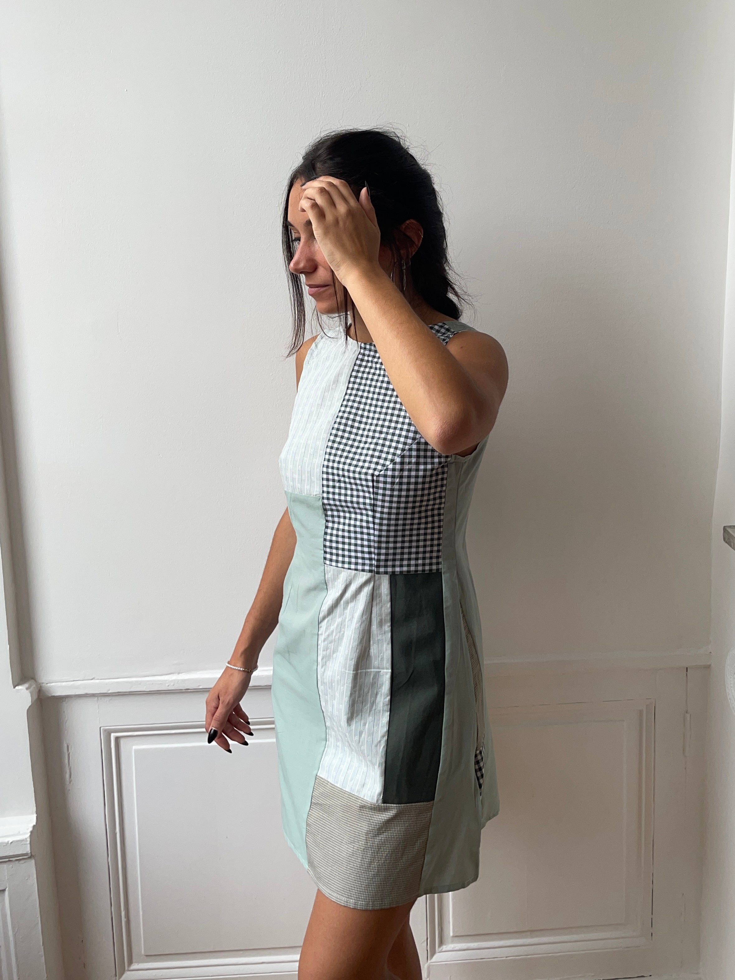 Robe upcyclée dos nu patchwork