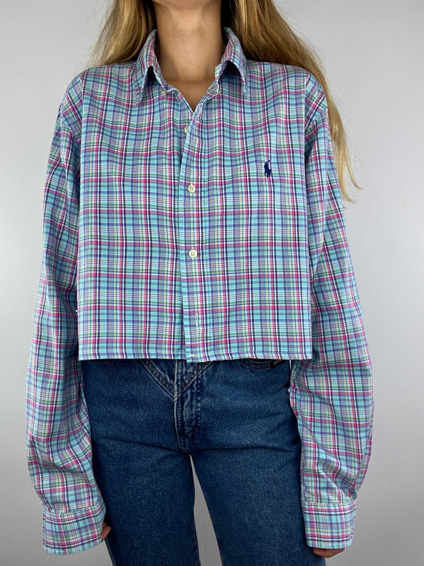 Chemise upcyclée dos nu V à carreaux