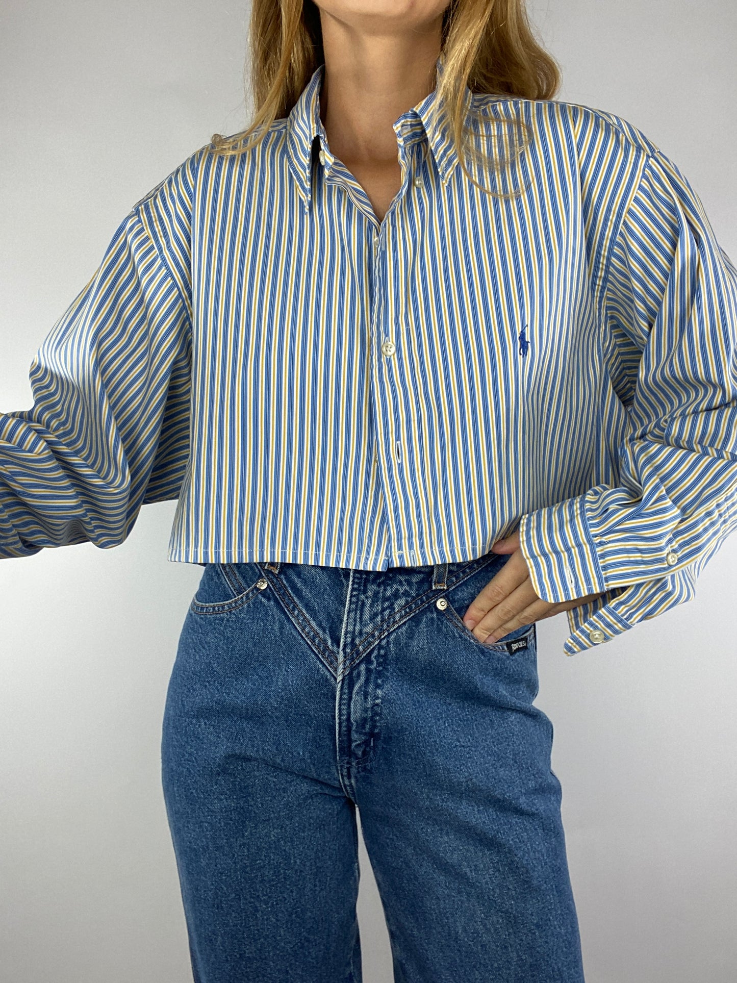 Chemise upcyclée dos nu V rayée
