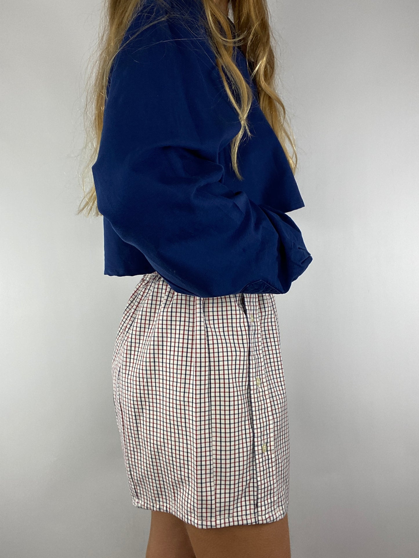 Caleçon short upcyclé blanc à carreaux bleus et rouges
