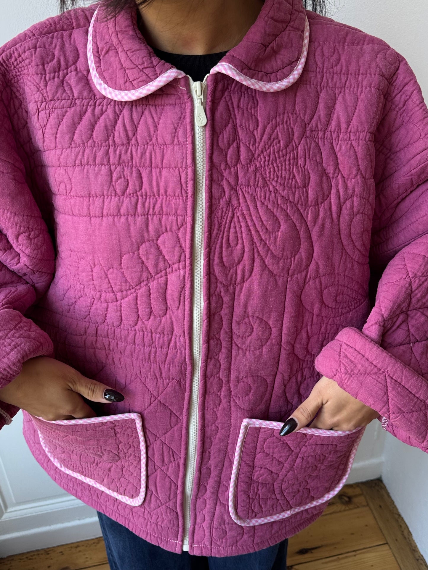 Veste upcyclée matelassée framboise