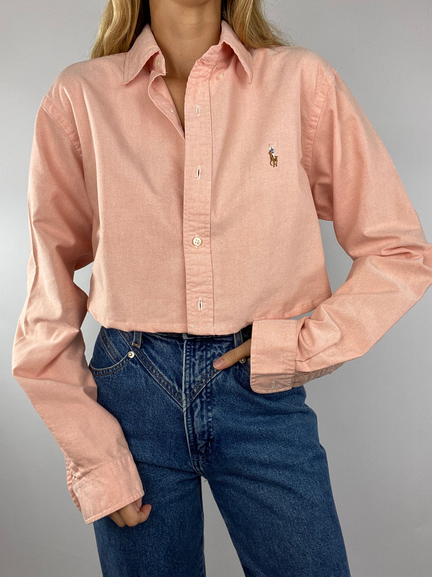 Chemise upcyclée dos nu pêche