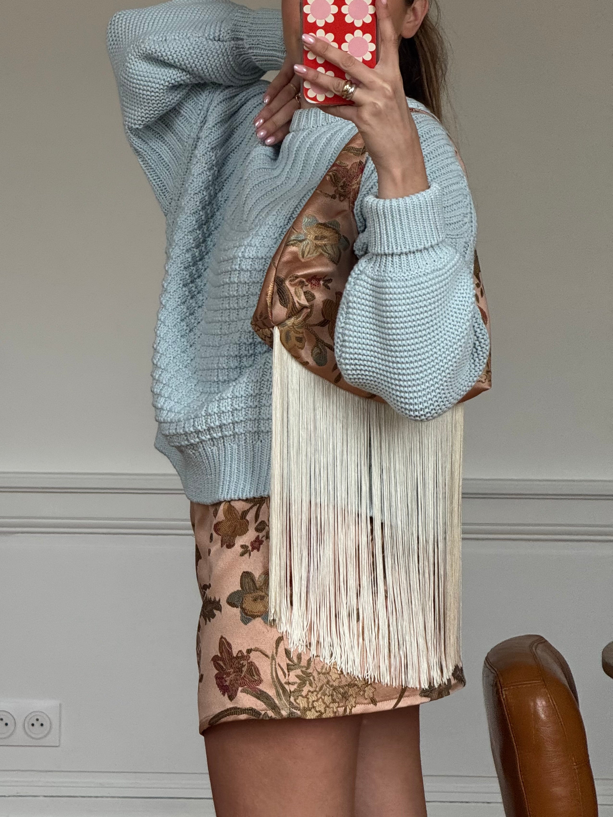 Jupe-short upcyclée satinée rosée/cuivrée à motifs vintage