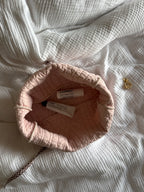 Trousse upcyclée matelassée rose clair