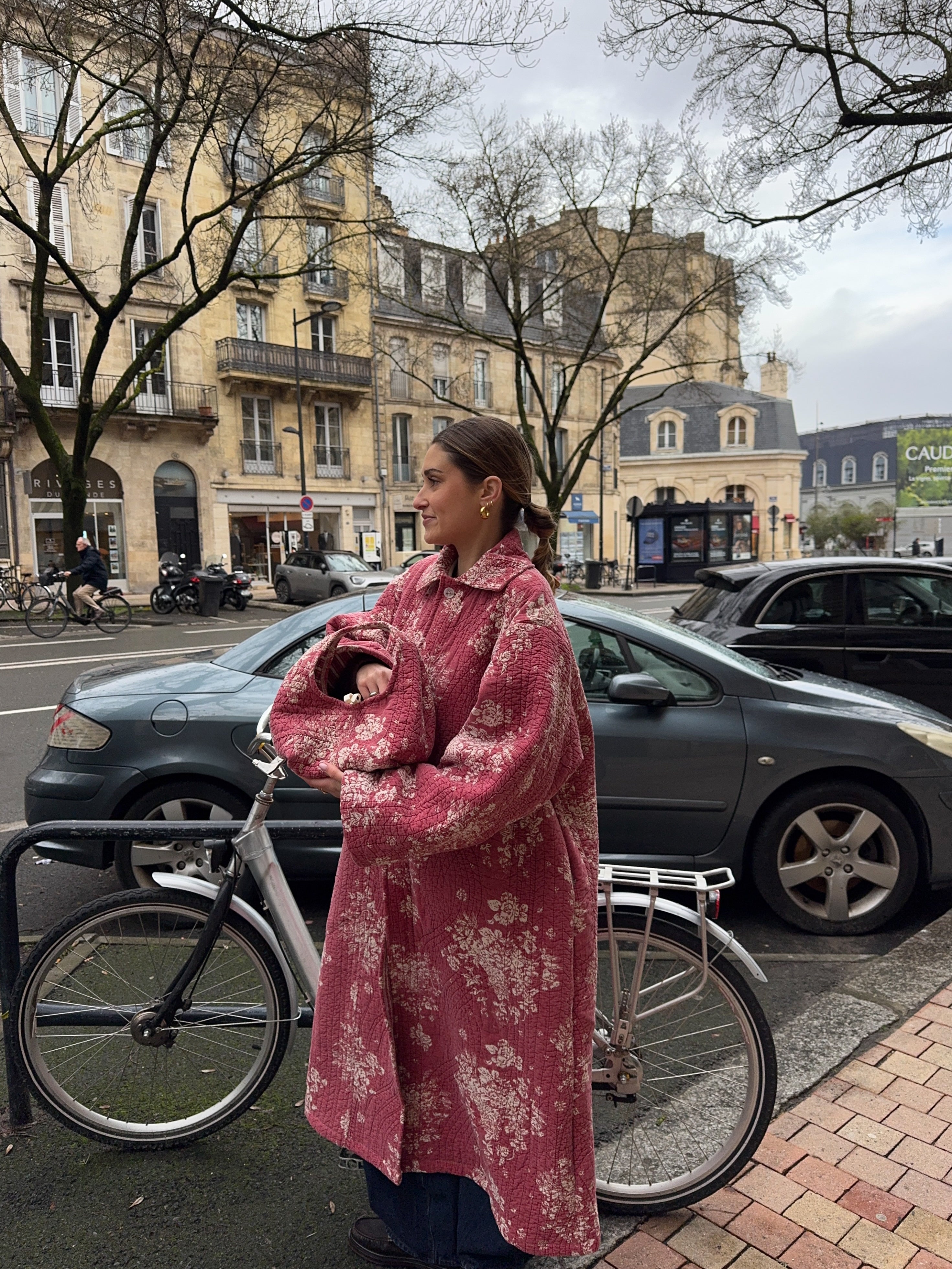 Sac upcyclé matelassé rouge à motifs vintage - petit