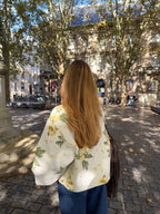 Veste upcyclée matelassée blanche à fleurs jaunes