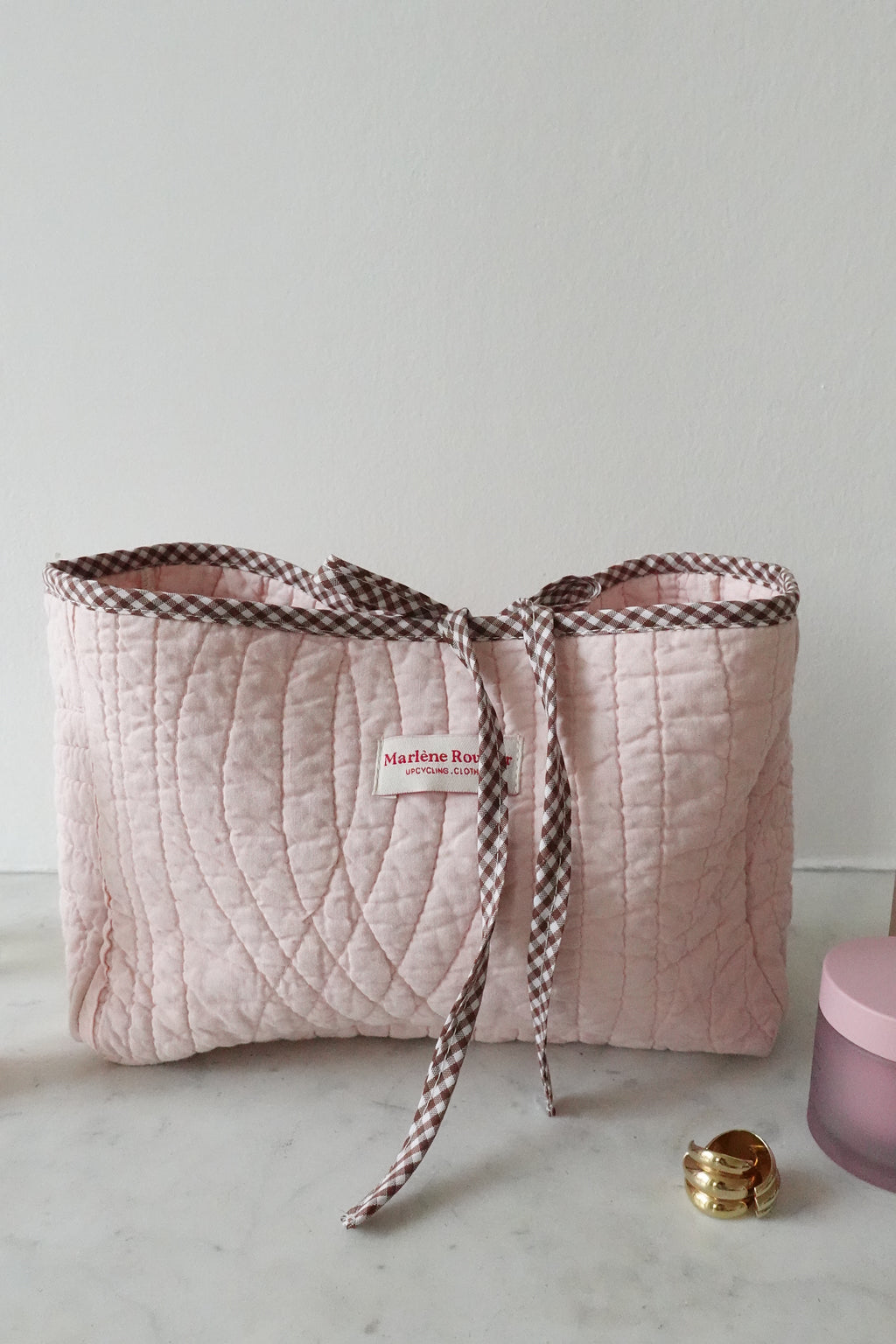 Trousse upcyclée matelassée rose clair
