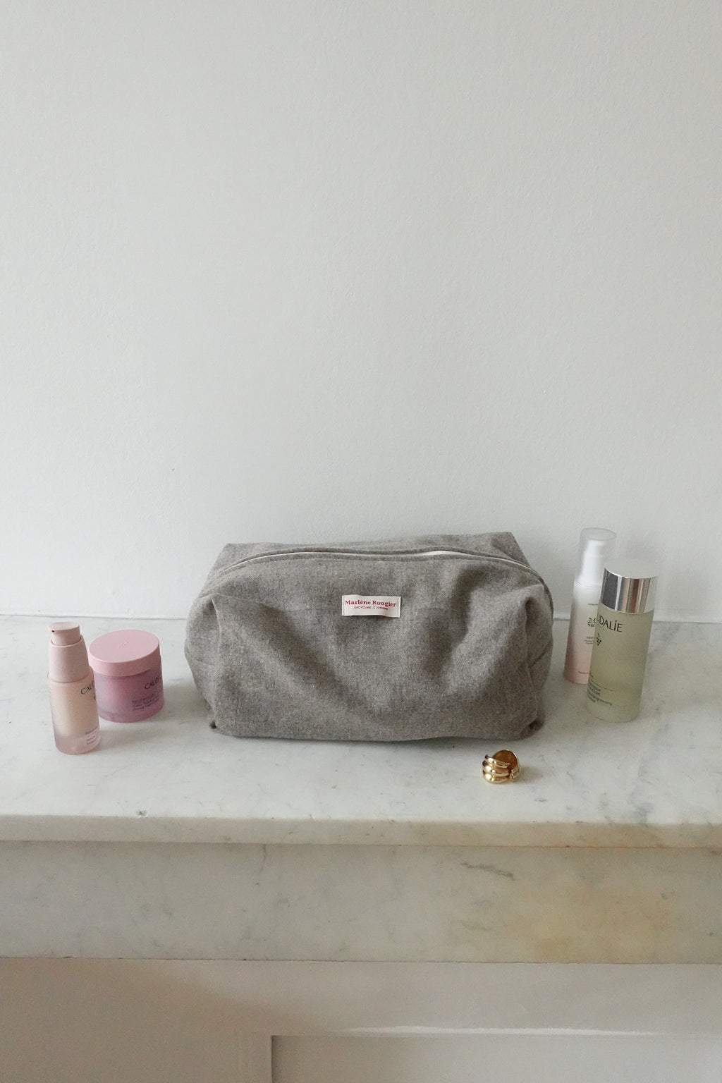Trousse laine grise