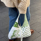 Sac upcyclé matelassé blanc à motifs verts