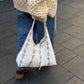 Sac upcyclé matelassé écru à fleurs
