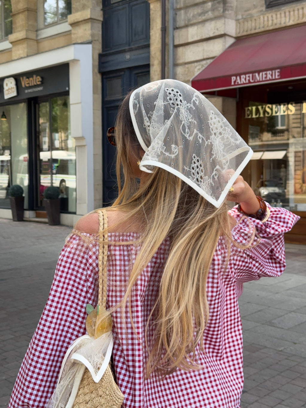 Foulard dentelle écrue