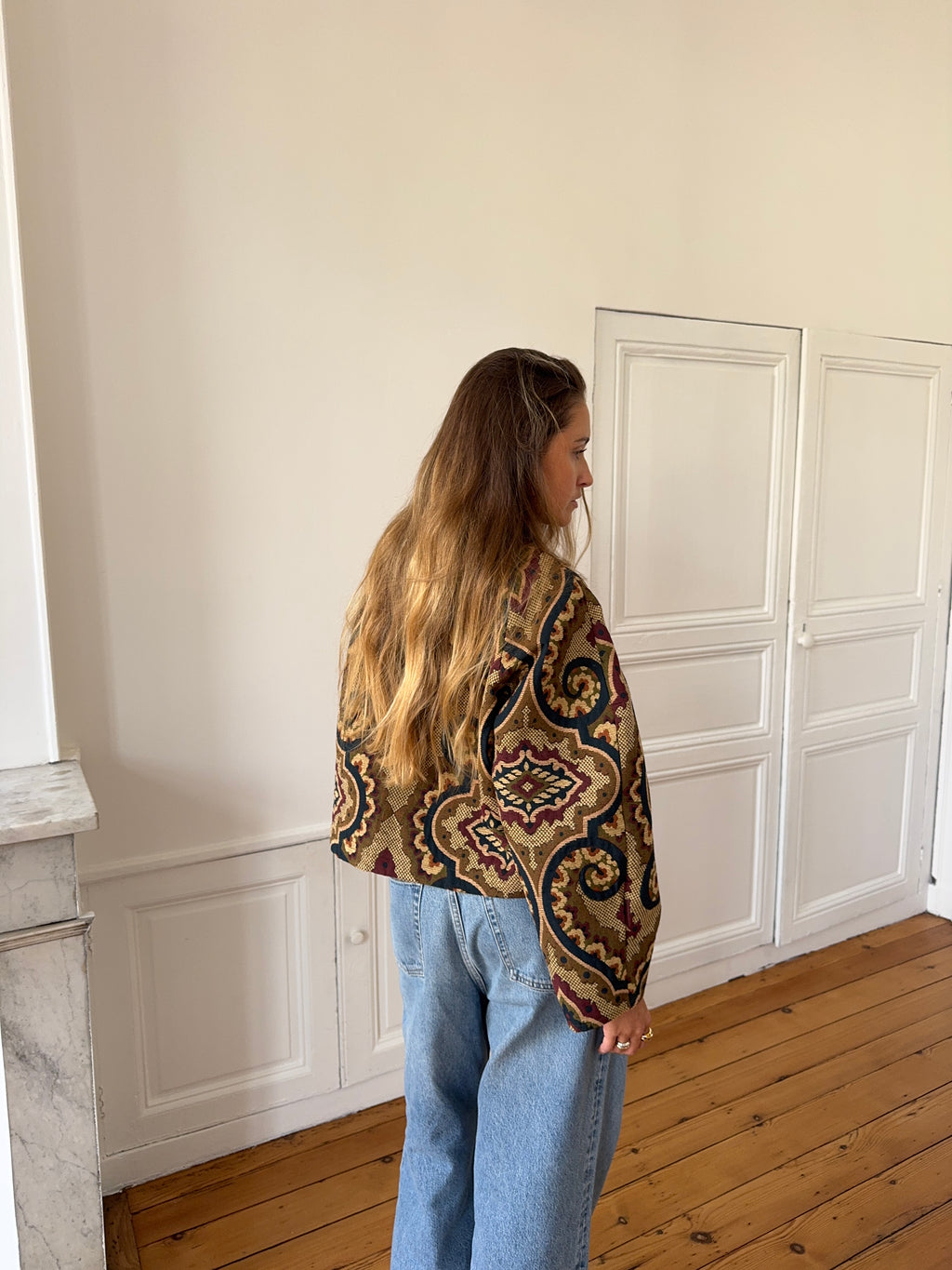 Veste upcyclée à motifs