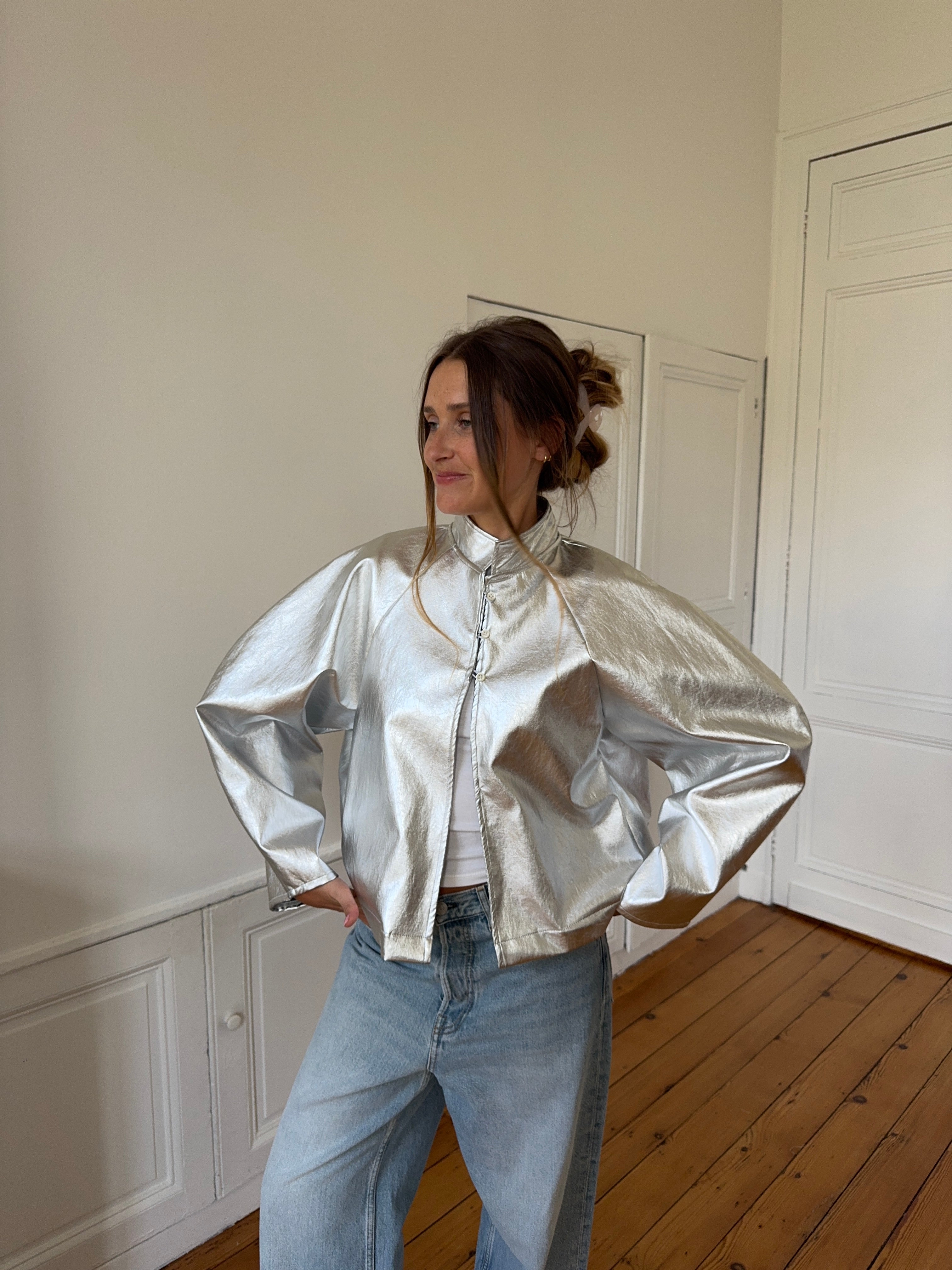 Veste courte argentée