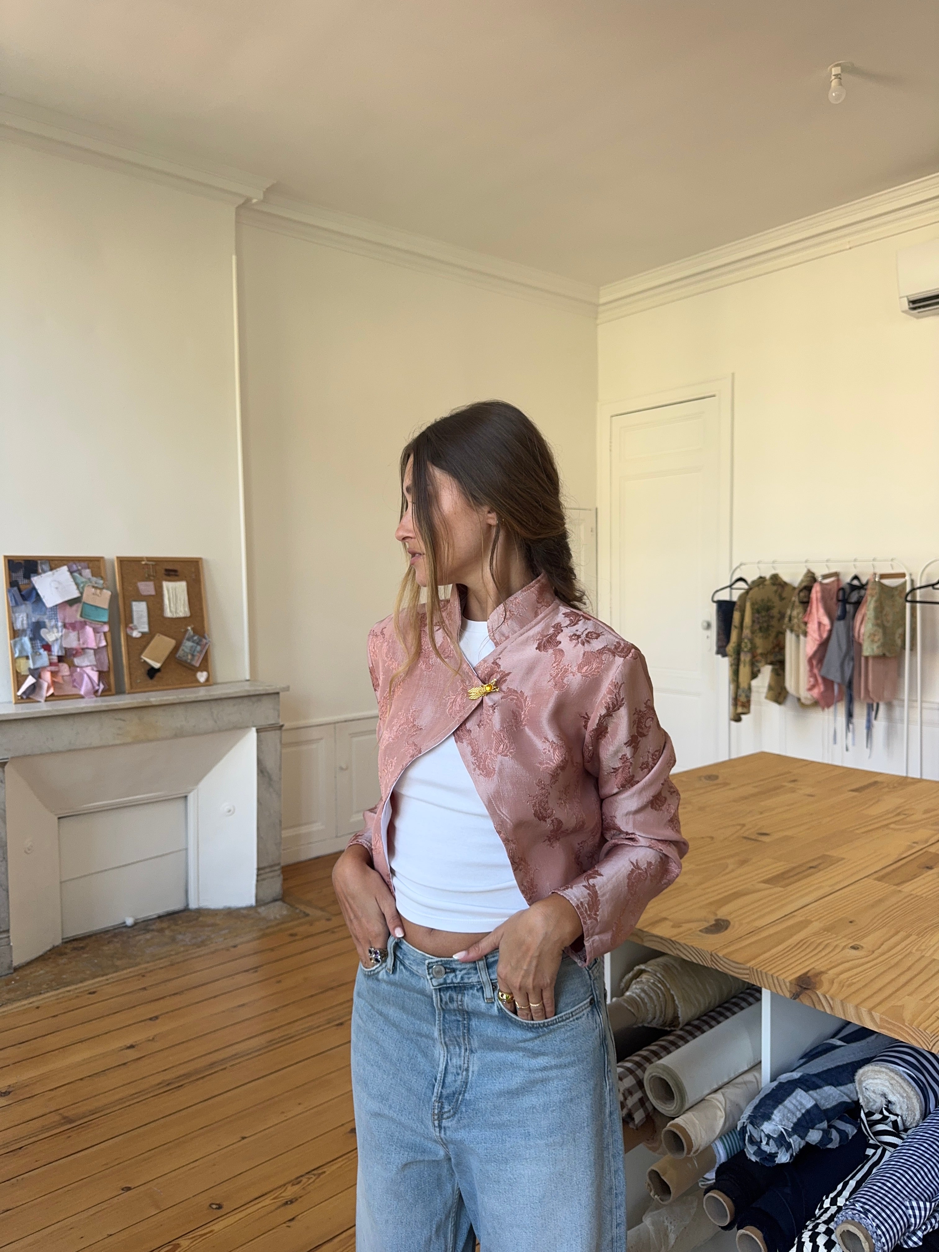 Veste courte upcyclée satinée rose - M
