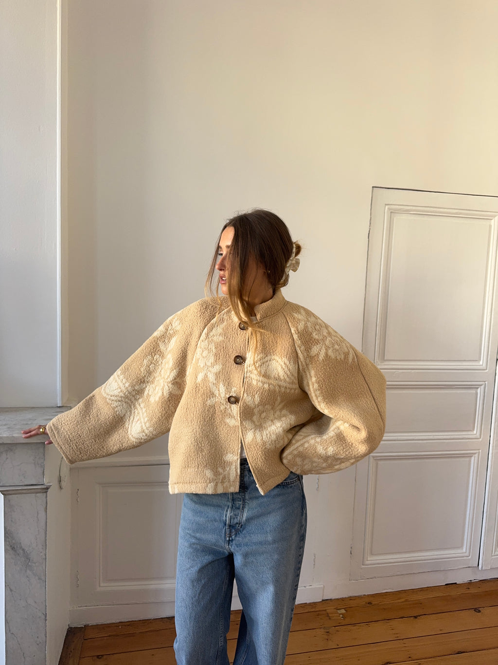 Veste upcyclée laine beige à motifs - T2