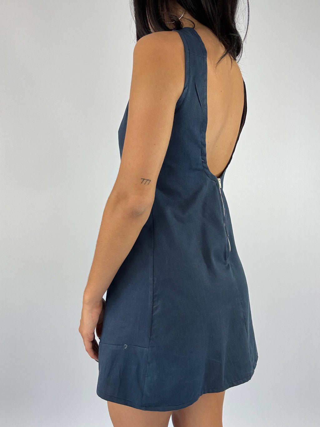 Robe upcyclée dos nu marine