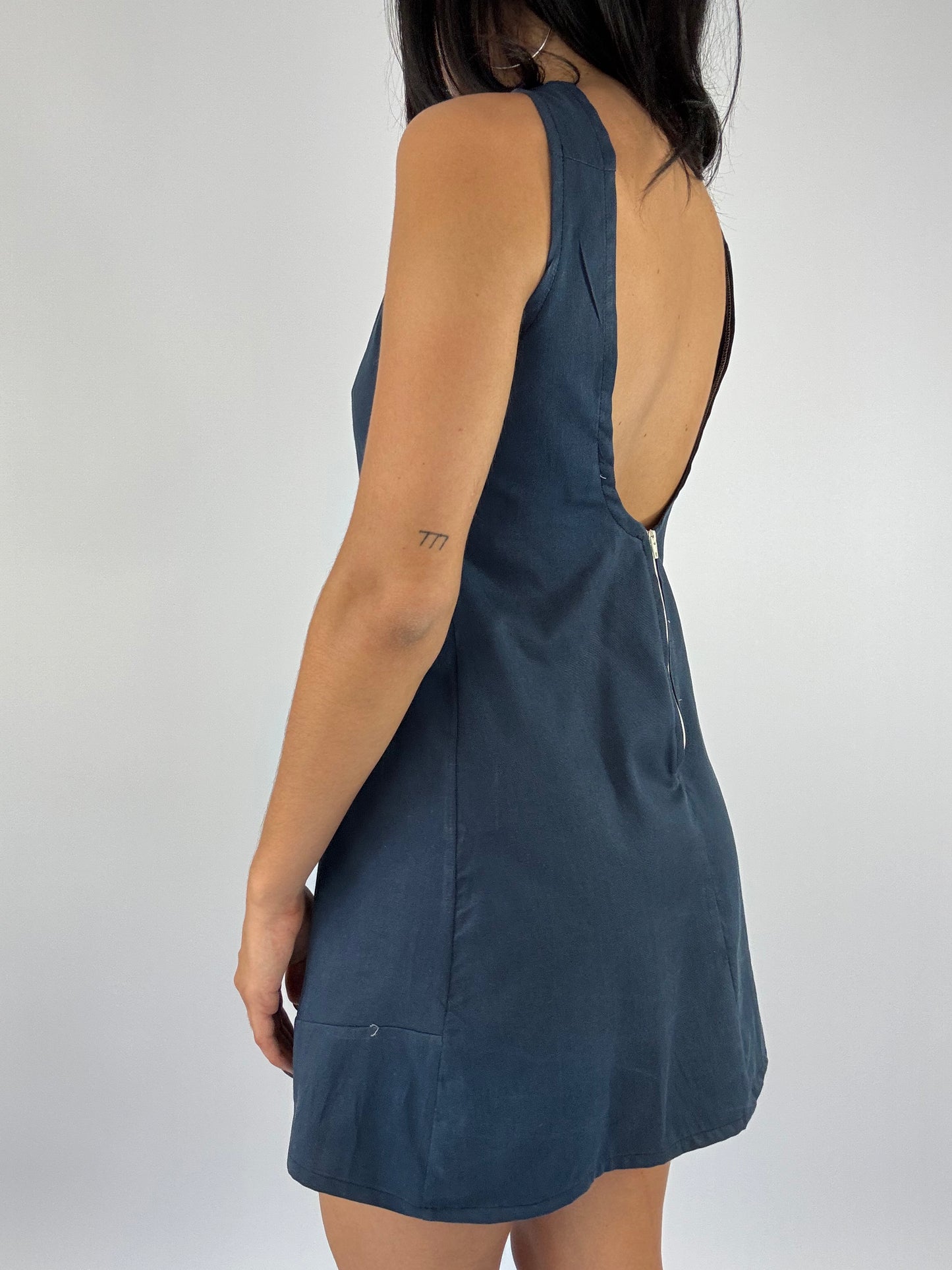Robe upcyclée dos nu marine