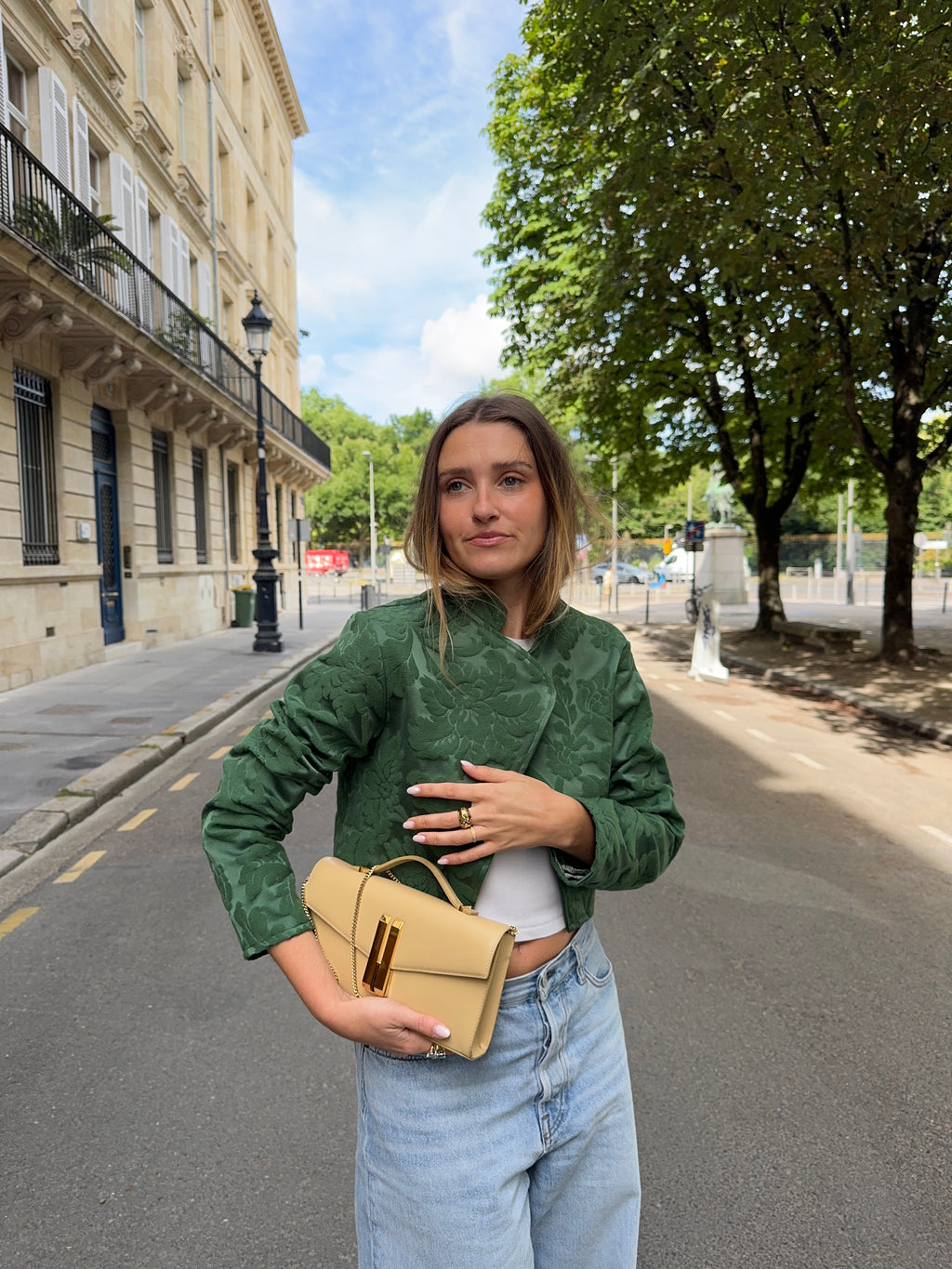 Veste courte upcyclée verte à motifs vintage