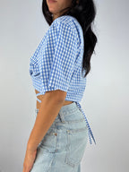 Chemisette upcyclée cache-cœur vichy bleu