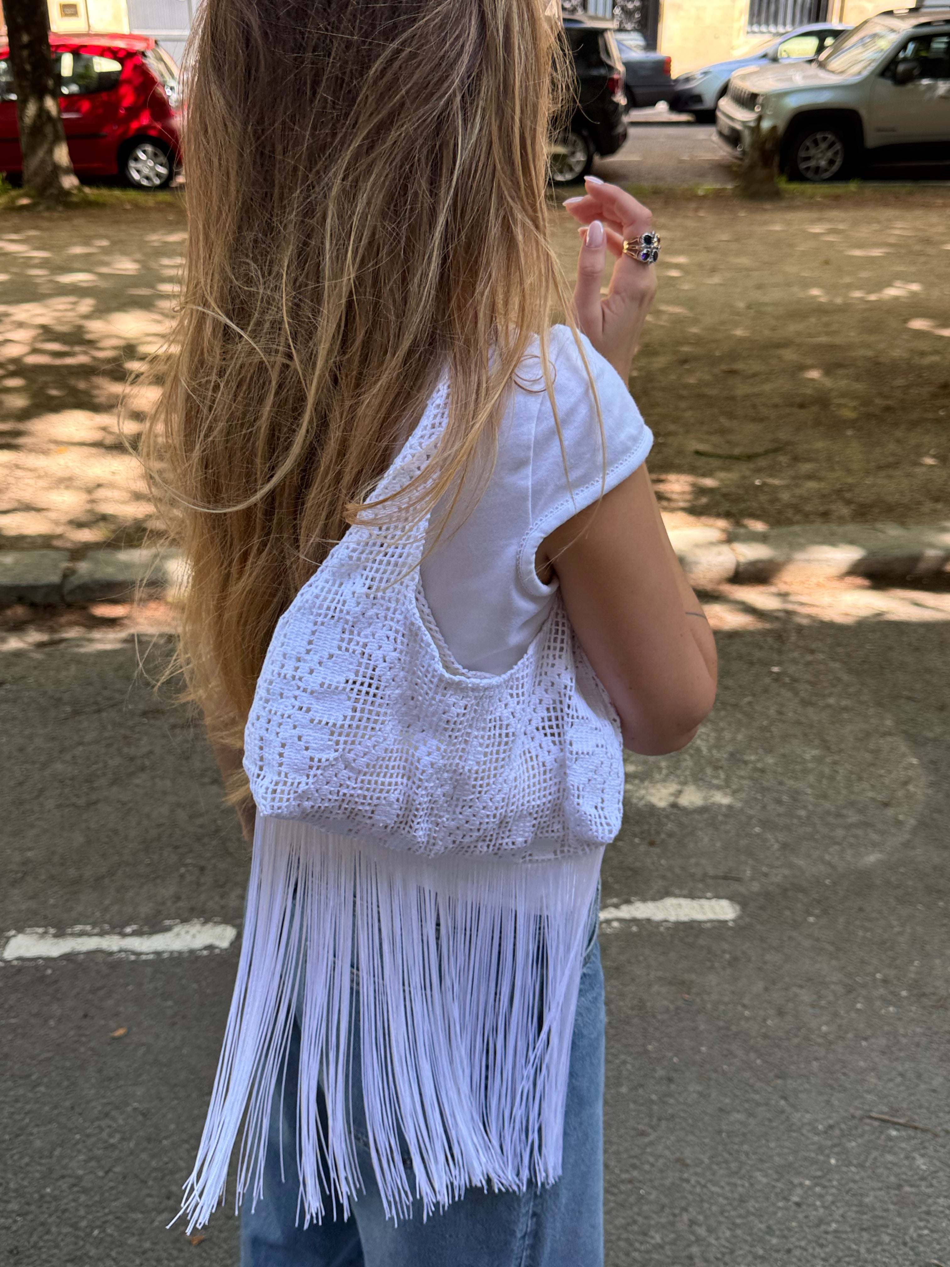 Sac upcyclé blanc à motifs et franges vintage - petit