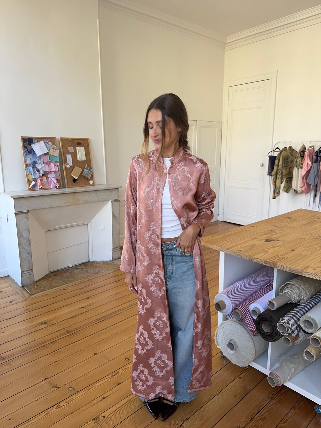Veste longue upcyclée satinée rose - M