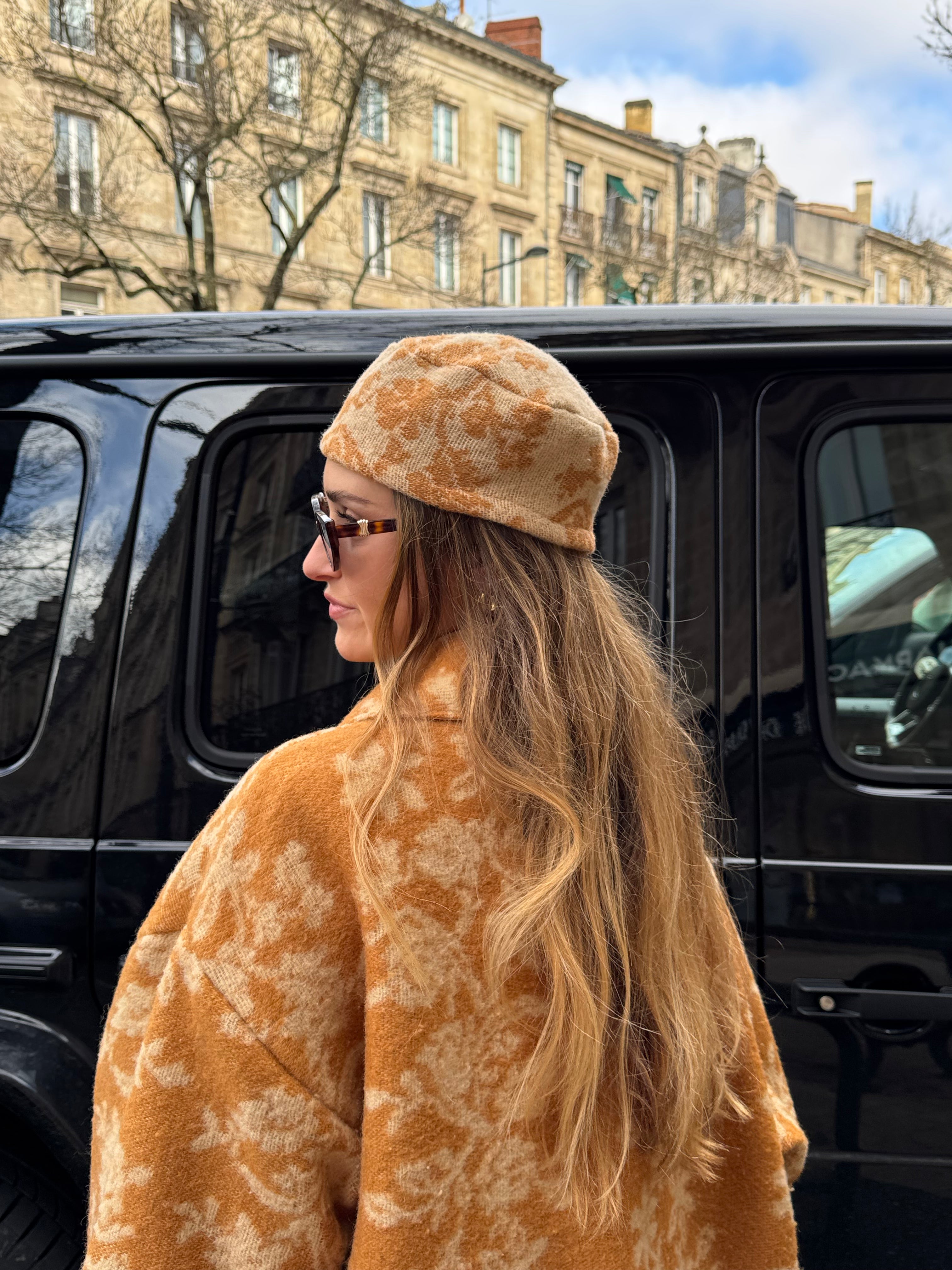 Chapeau upcyclé laine à motifs vintage