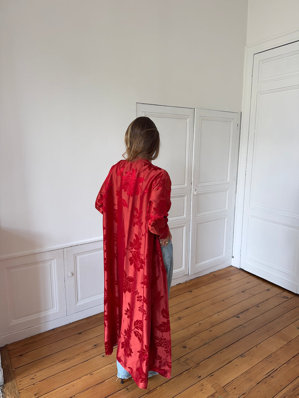 Veste longue upcyclée satinée rouge - L