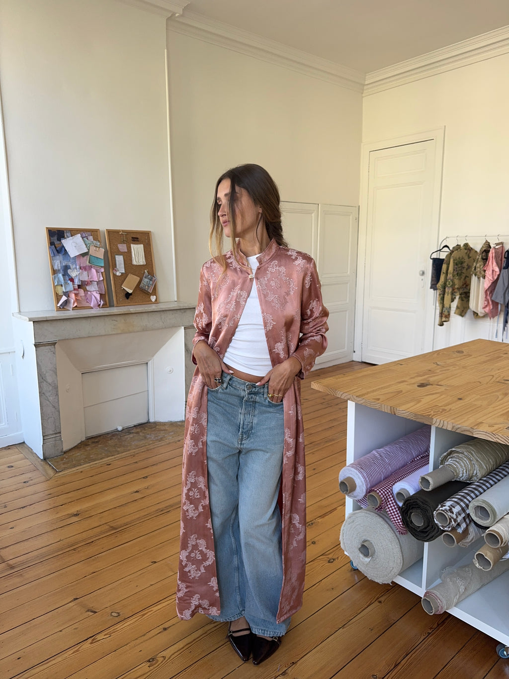 Veste longue upcyclée satinée rose - M