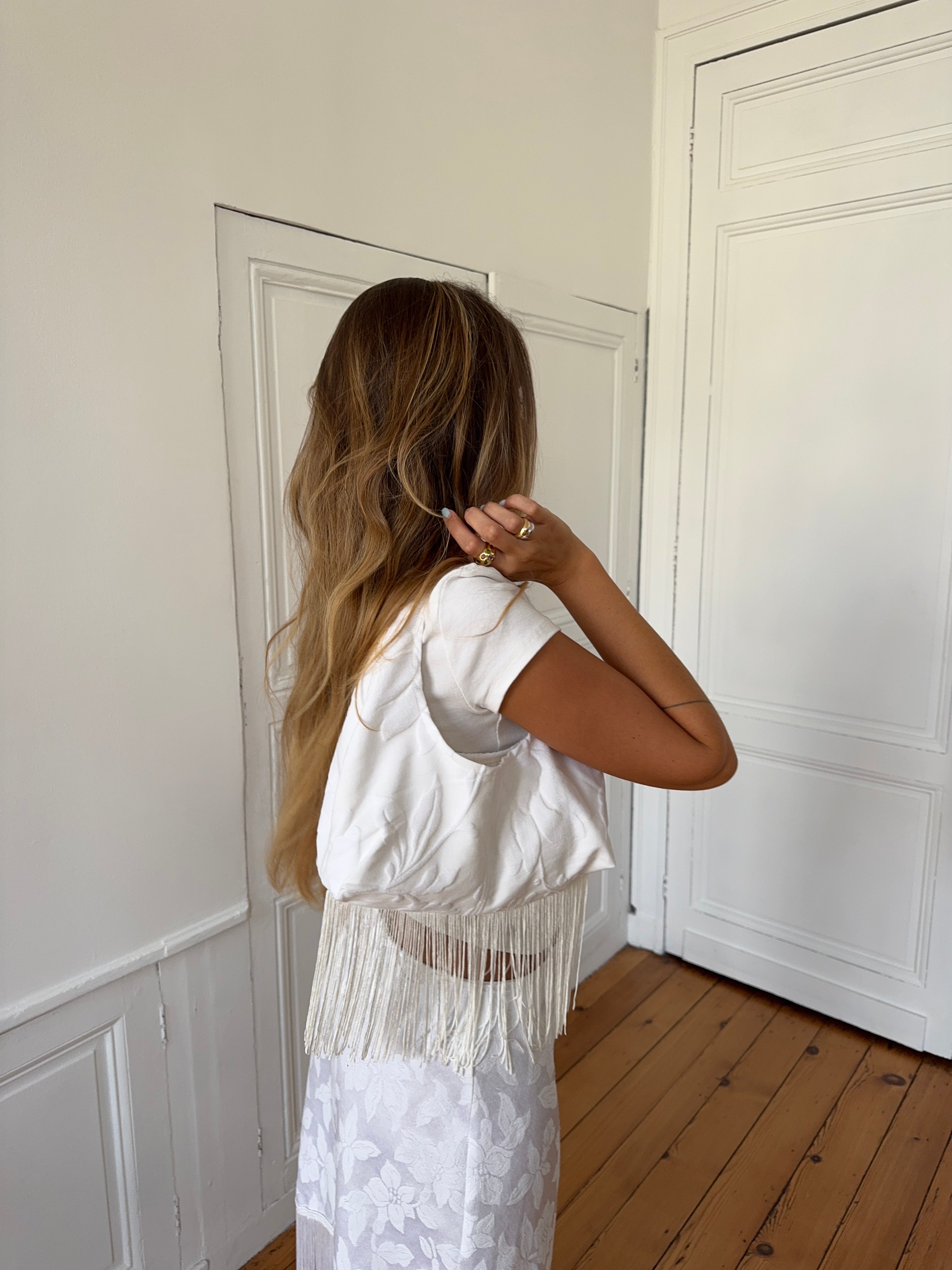Sac upcyclé blanc et franges