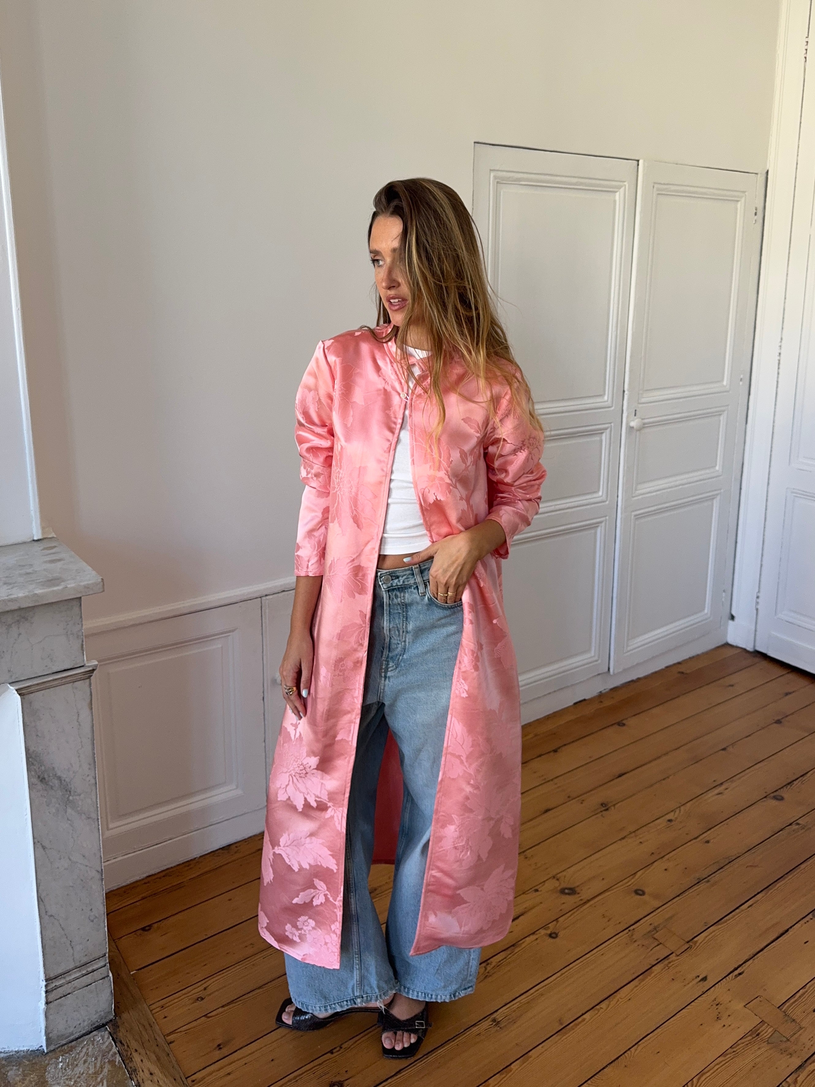 Veste longue upcyclée satinée rose - M