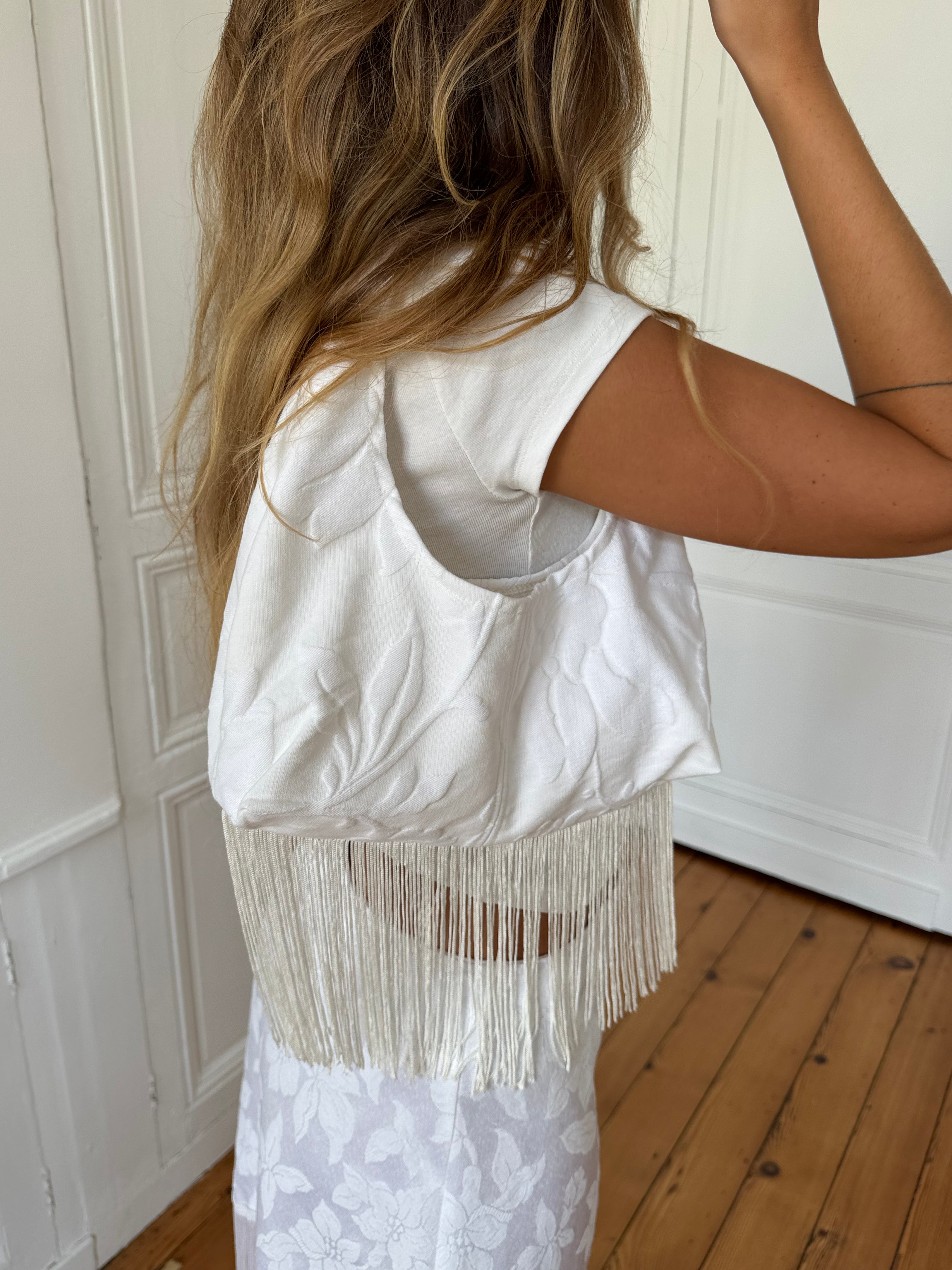 Sac upcyclé blanc et franges