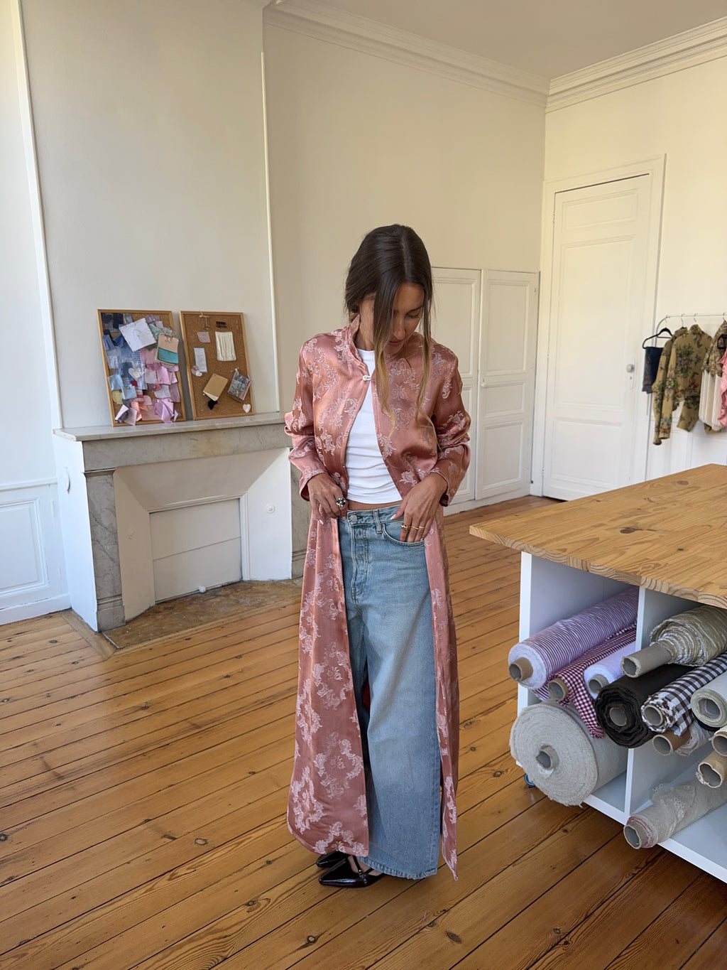 Veste longue upcyclée satinée rose - M