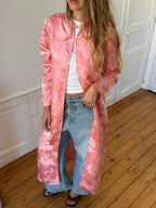 Veste longue upcyclée satinée rose - M