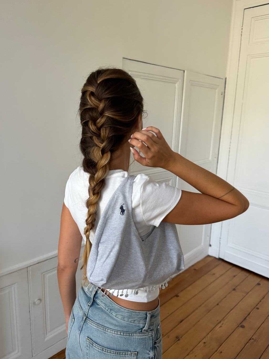 Sac upcyclé gris chiné et franges