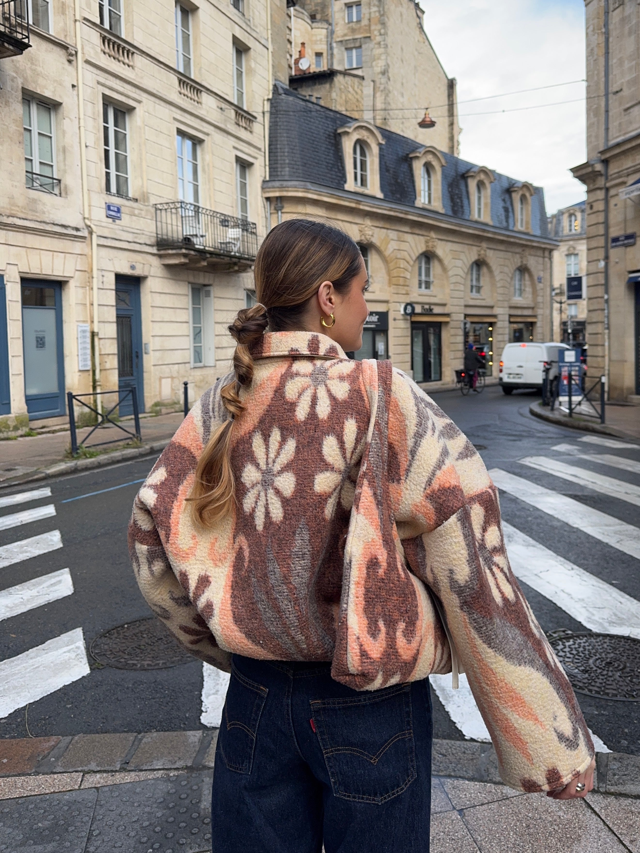 Bomber upcyclé laine à motifs fleurs vintage