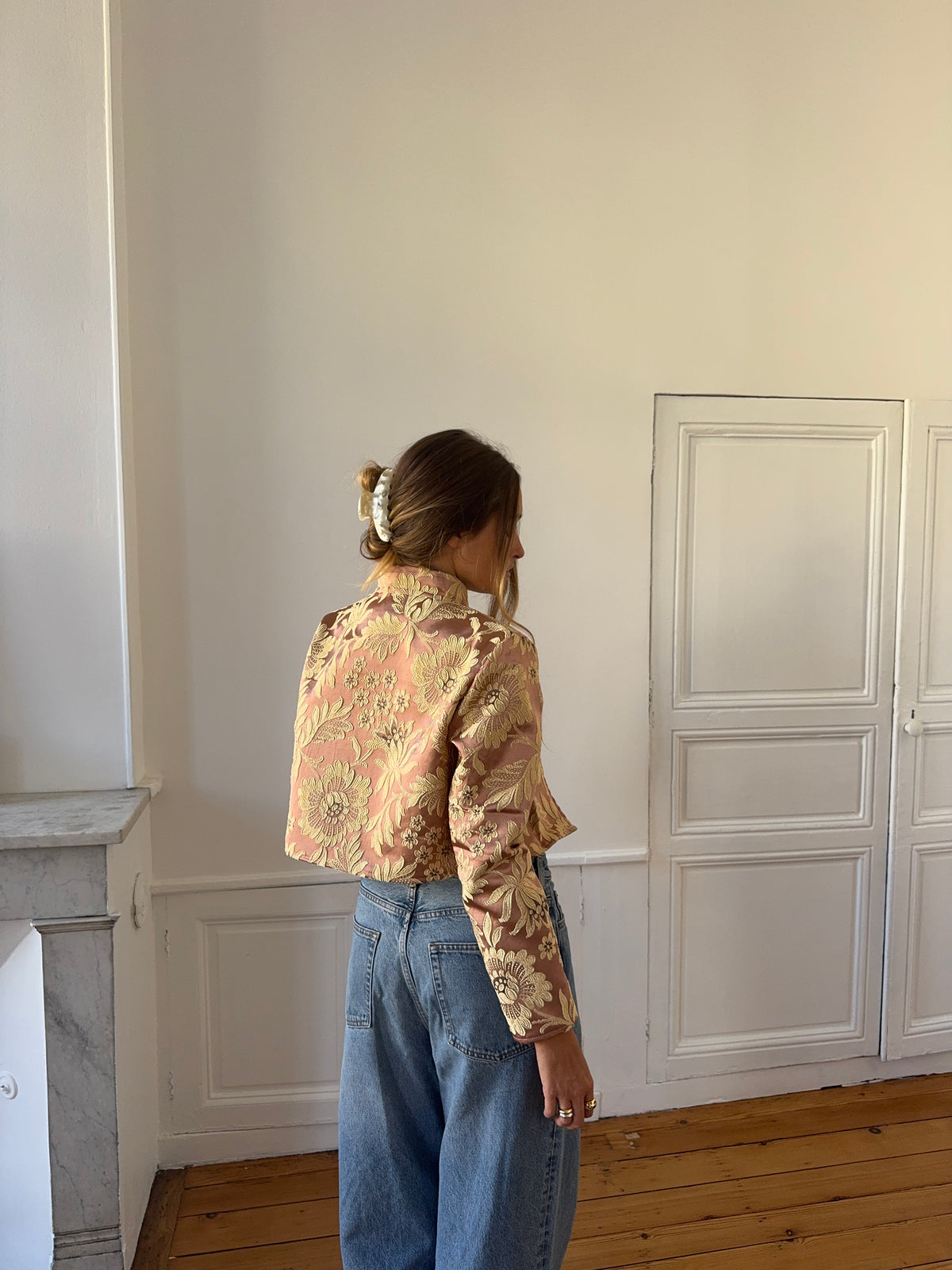 Veste courte upcyclée satinée cuivrée
