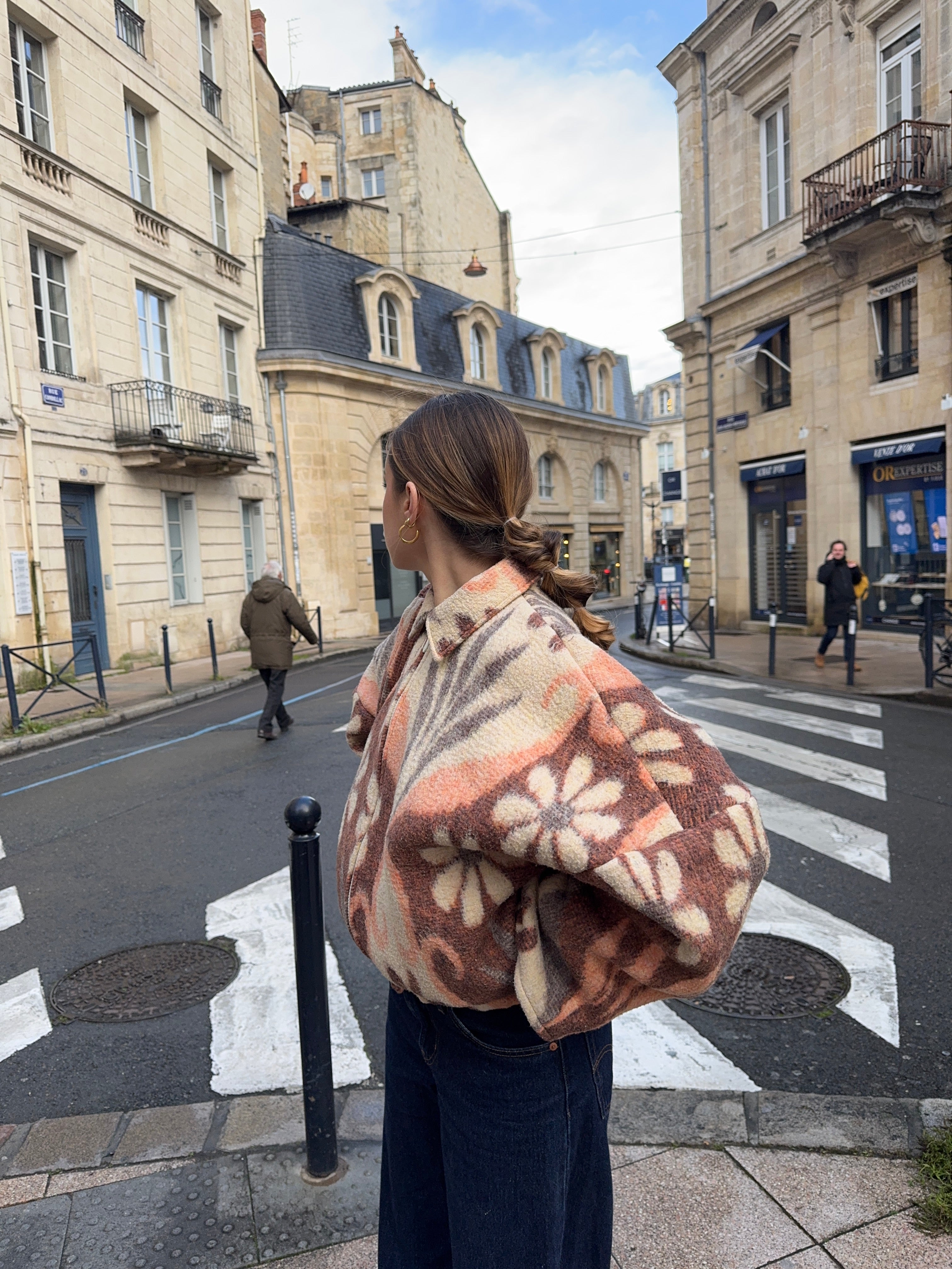 Bomber upcyclé laine à motifs fleurs vintage