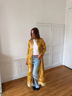 Veste longue upcyclée satinée dorée et franges - S