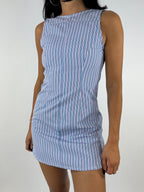 Robe upcyclée dos nu bleue à rayures