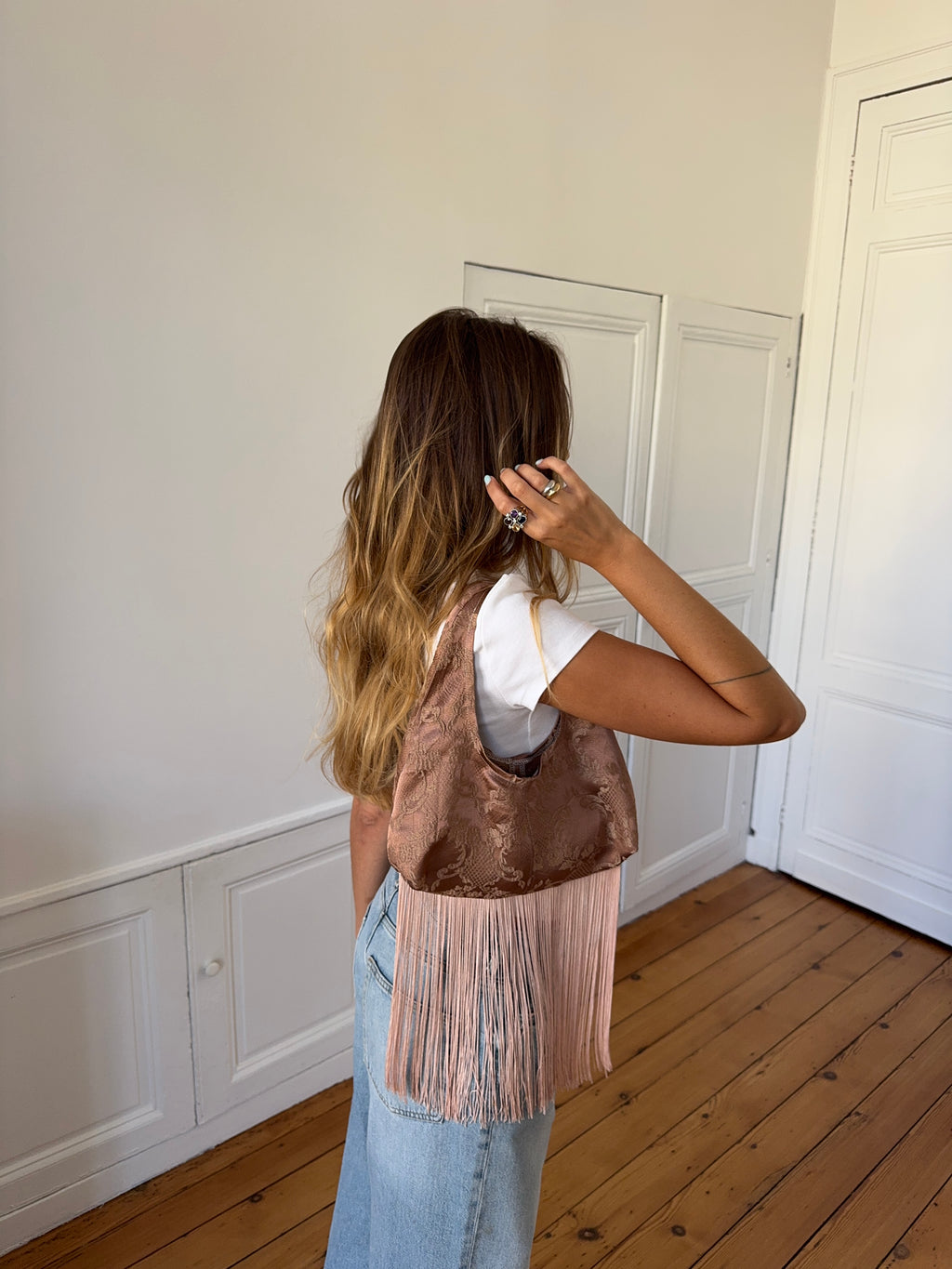 Sac upcyclé satiné cuivré et franges