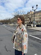 Veste upcyclée bleu-vert satiné à motifs vintage