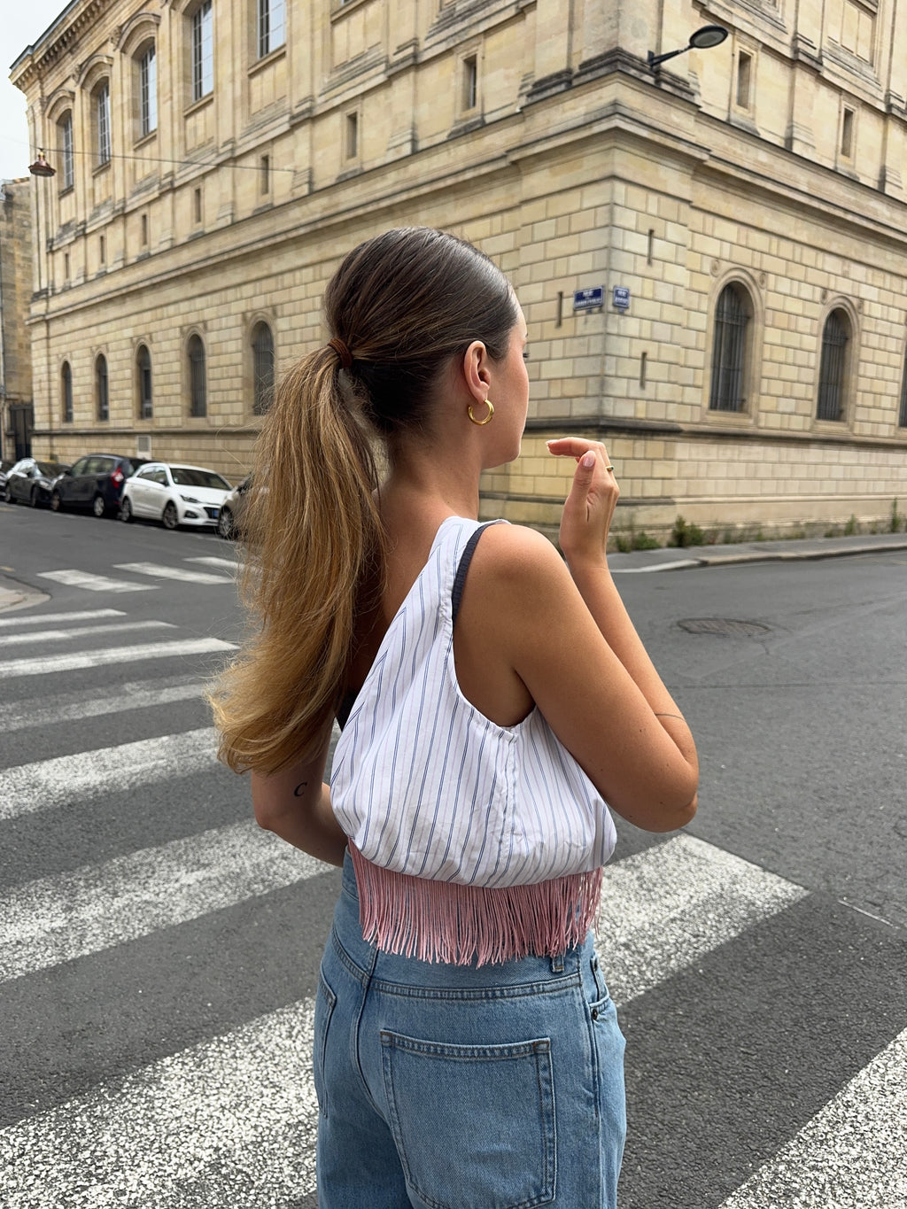 Sac upcyclé blanc à rayures et franges vintage - petit