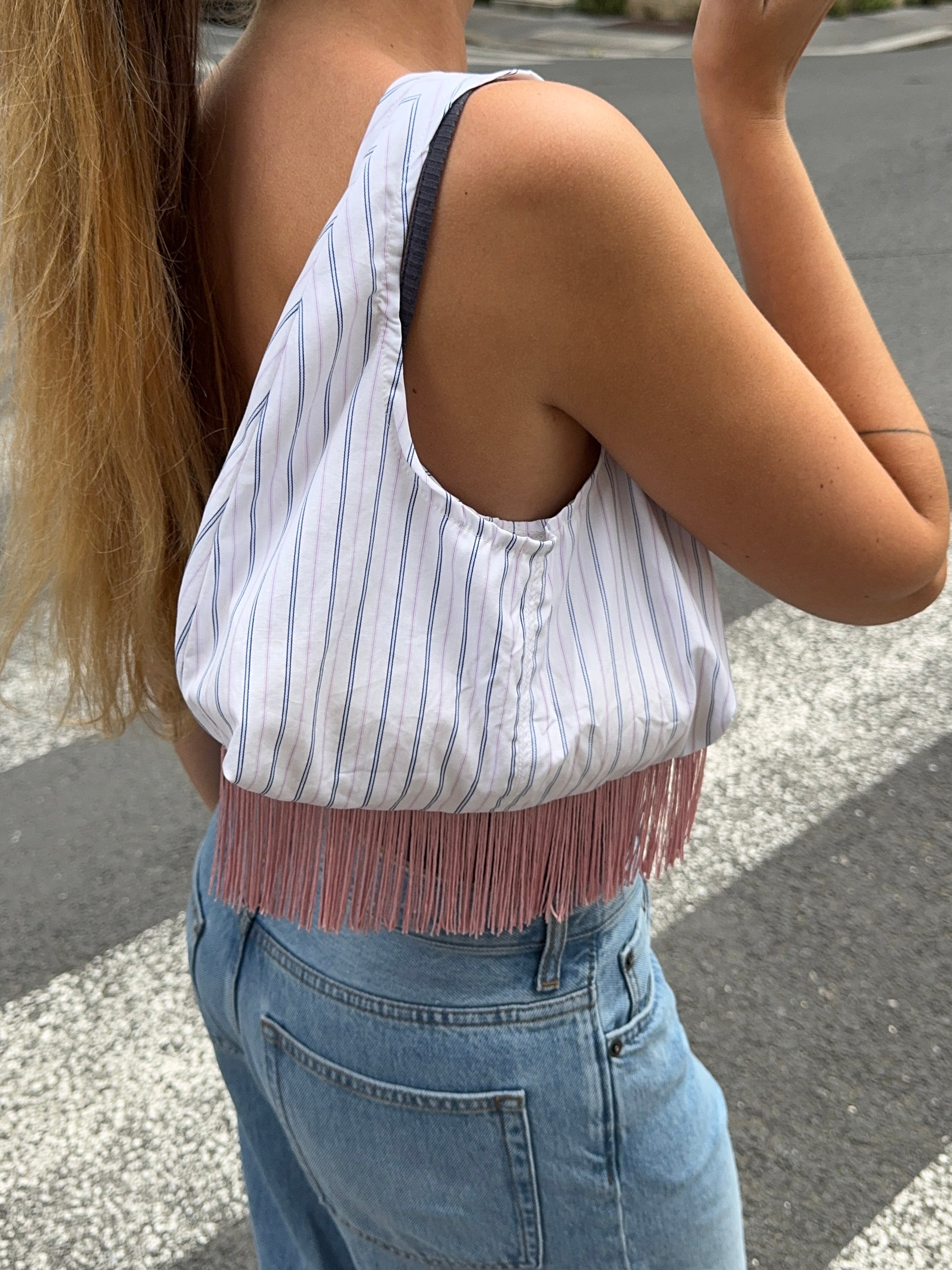 Sac upcyclé blanc à rayures et franges vintage - petit