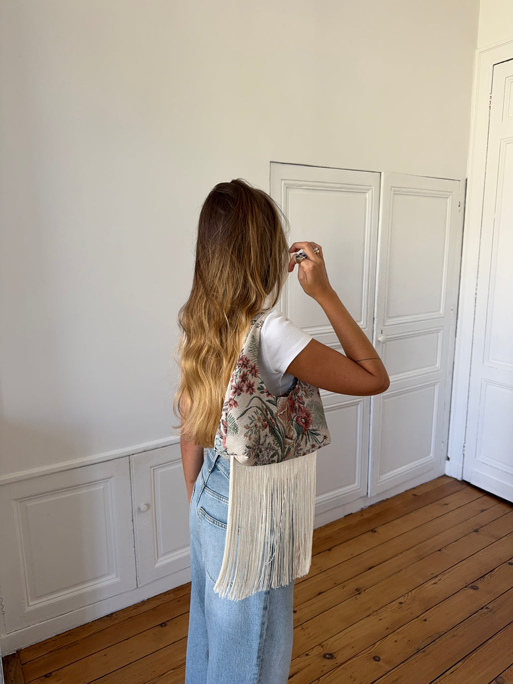 Sac upcyclé à motifs et franges
