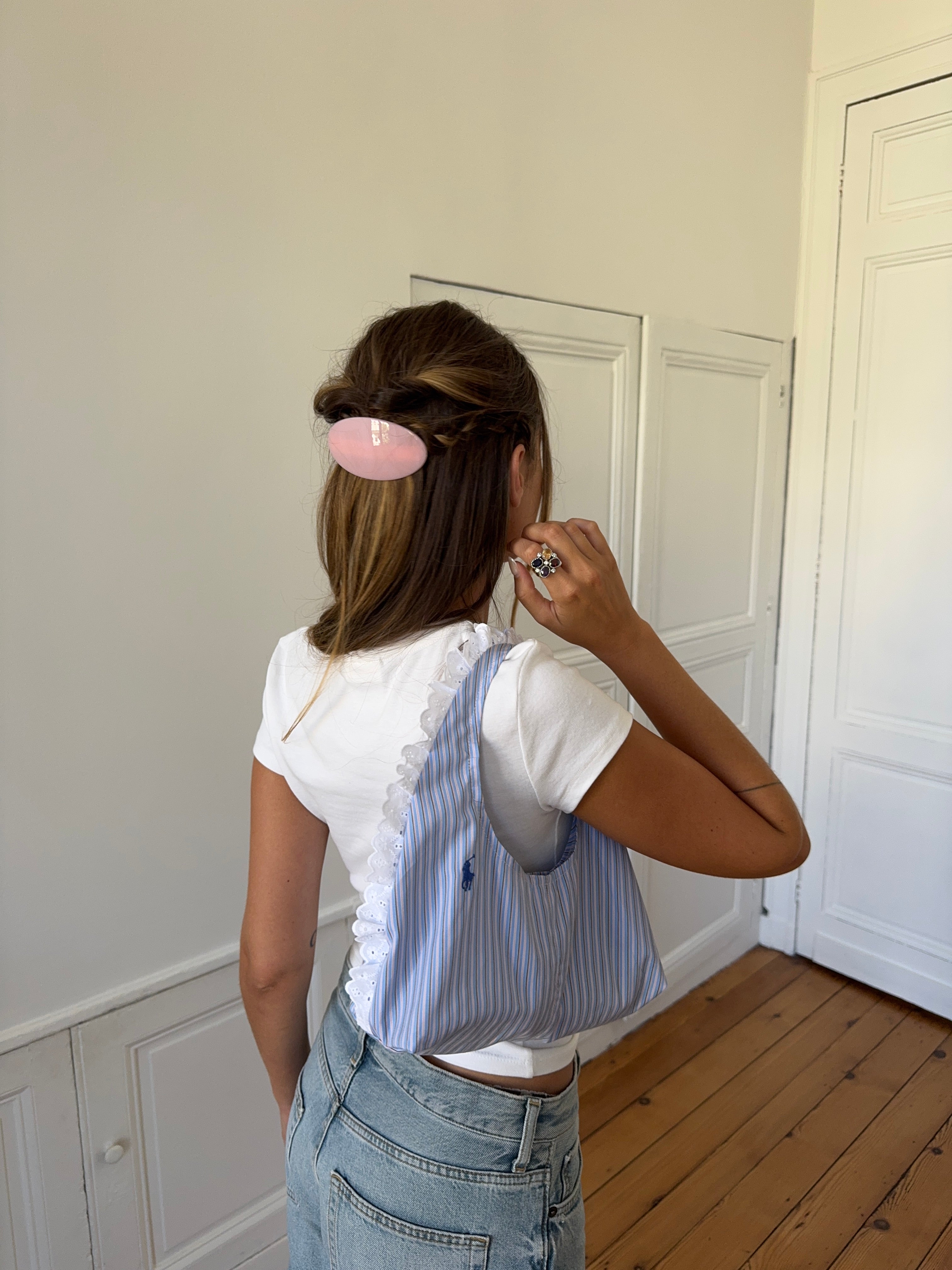 Sac upcyclé rayé et dentelle